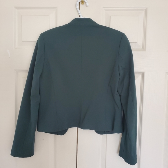 Cropped Green Blazer - Picture 2 of 6